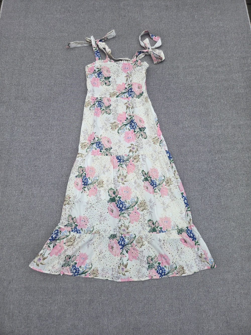 Chicwish NWT Floral Eyelet Midi Dress‎ Tie Strap Zipper Size S - Picture 2 of 13
